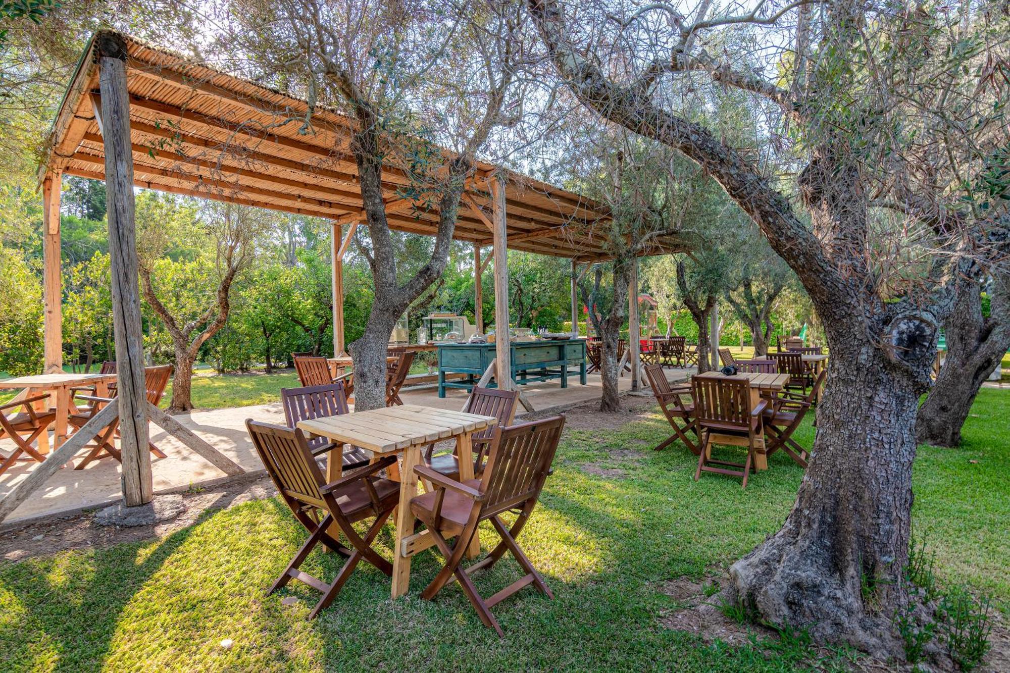 Bio Agriturismo Salos Alimini Ngoại thất bức ảnh