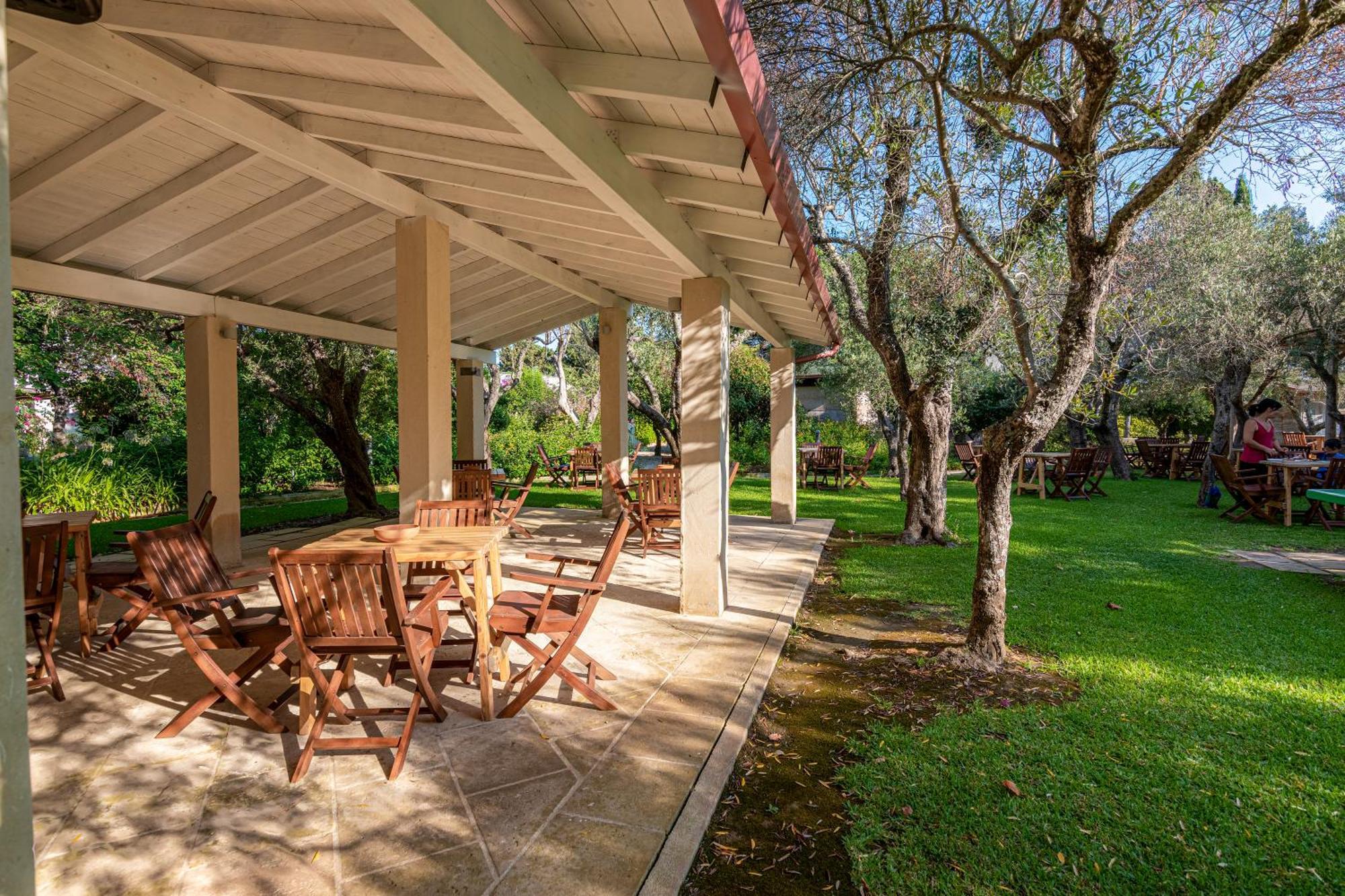 Bio Agriturismo Salos Alimini Ngoại thất bức ảnh