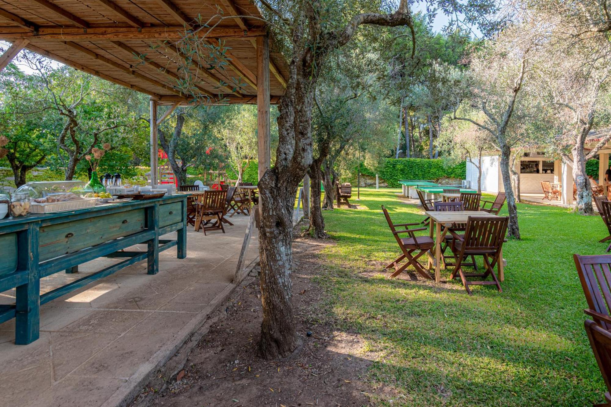 Bio Agriturismo Salos Alimini Ngoại thất bức ảnh