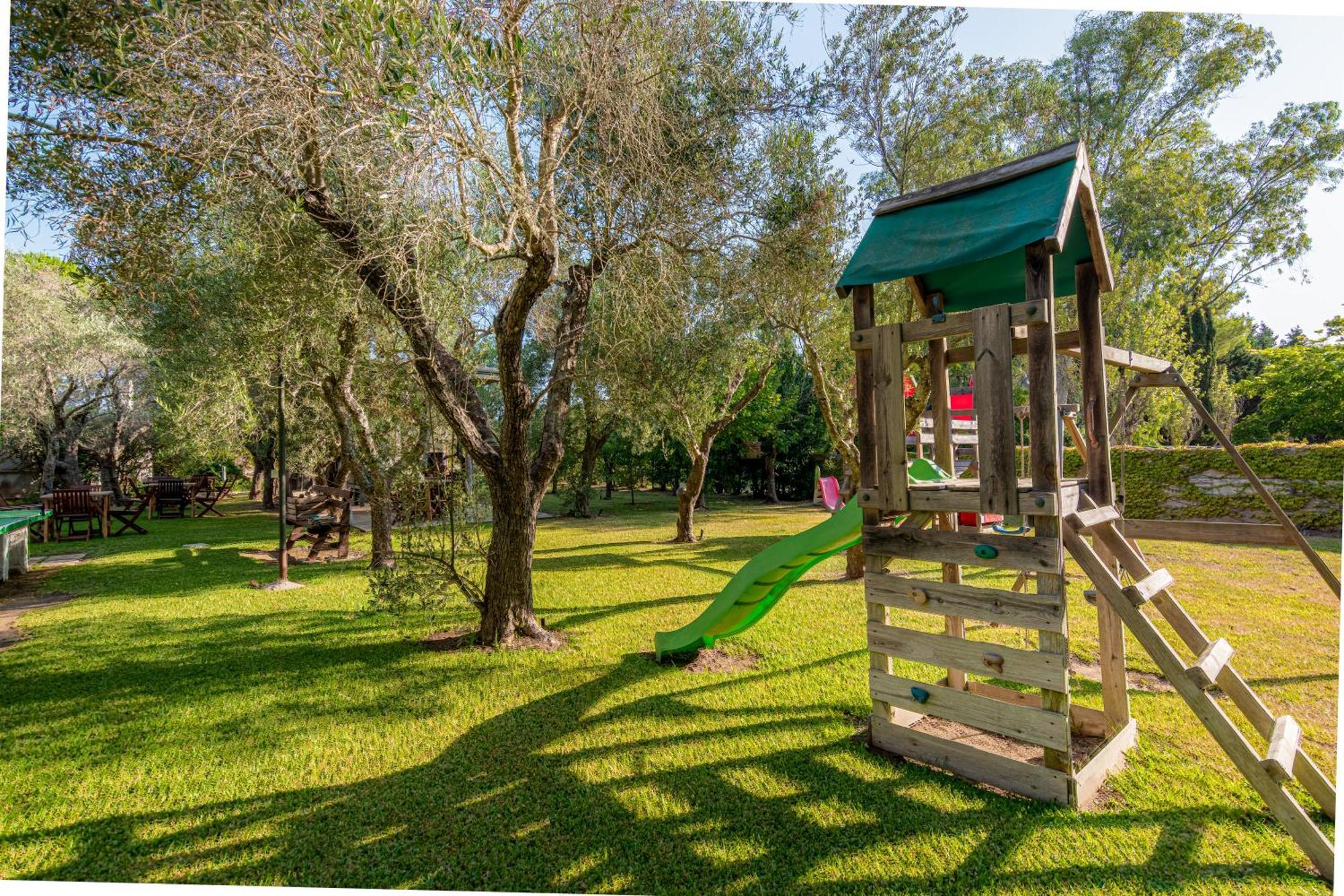 Bio Agriturismo Salos Alimini Ngoại thất bức ảnh